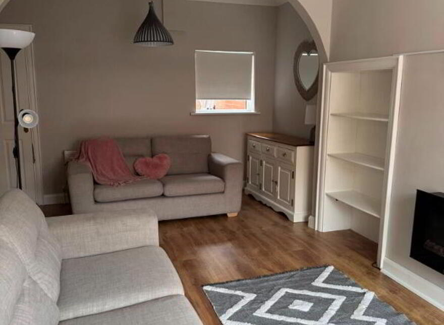12 Ebor Parade, Belfast, BT12 6NS