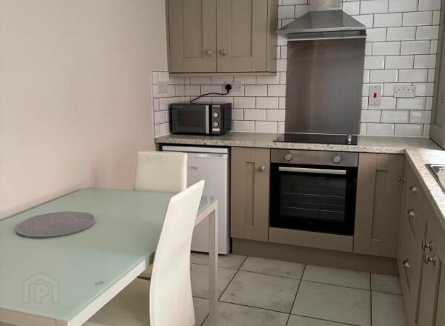 12 Ebor Parade, Belfast, BT12 6NS