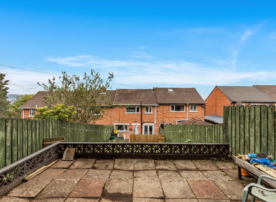 14 Lisnasharragh Park, Belfast, BT6 9RL