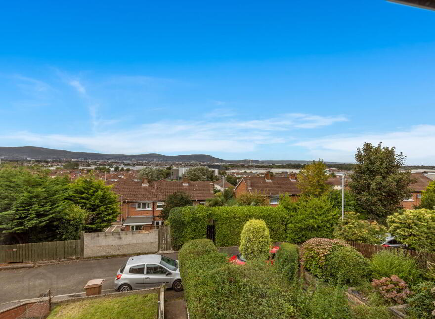 14 Lisnasharragh Park, Belfast, BT6 9RL