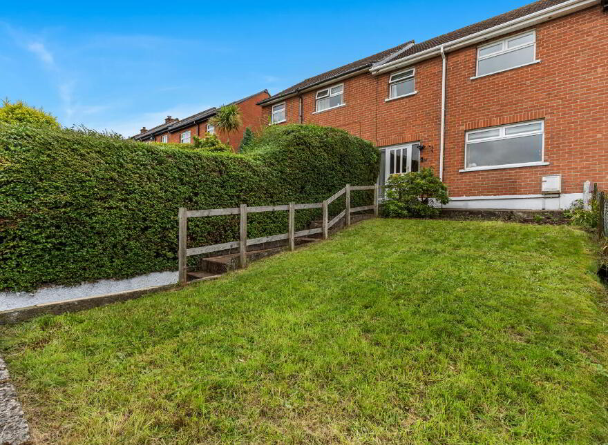 14 Lisnasharragh Park, Belfast, BT6 9RL