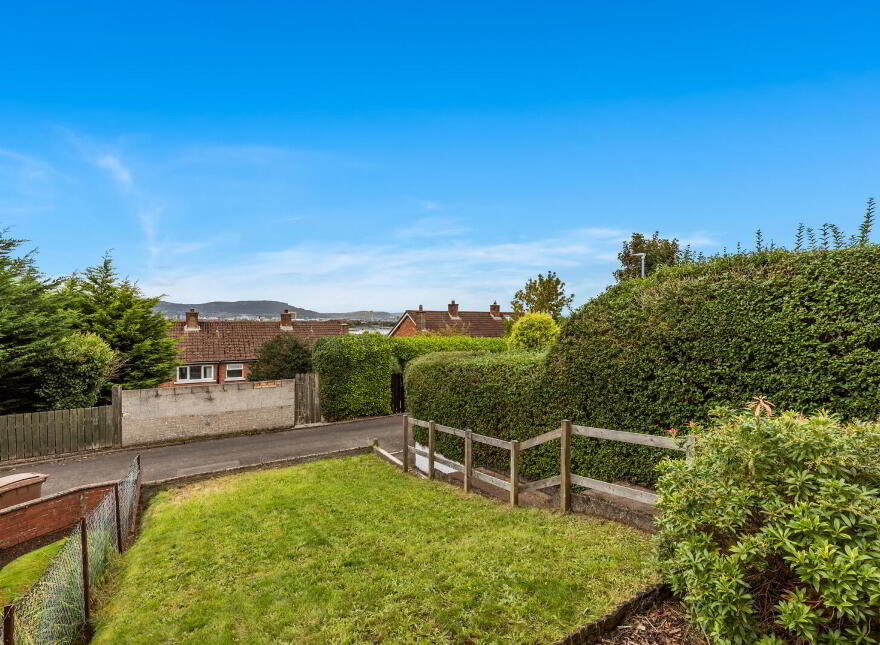 14 Lisnasharragh Park, Belfast, BT6 9RL