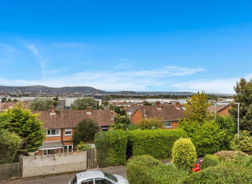 14 Lisnasharragh Park, Belfast, BT6 9RL