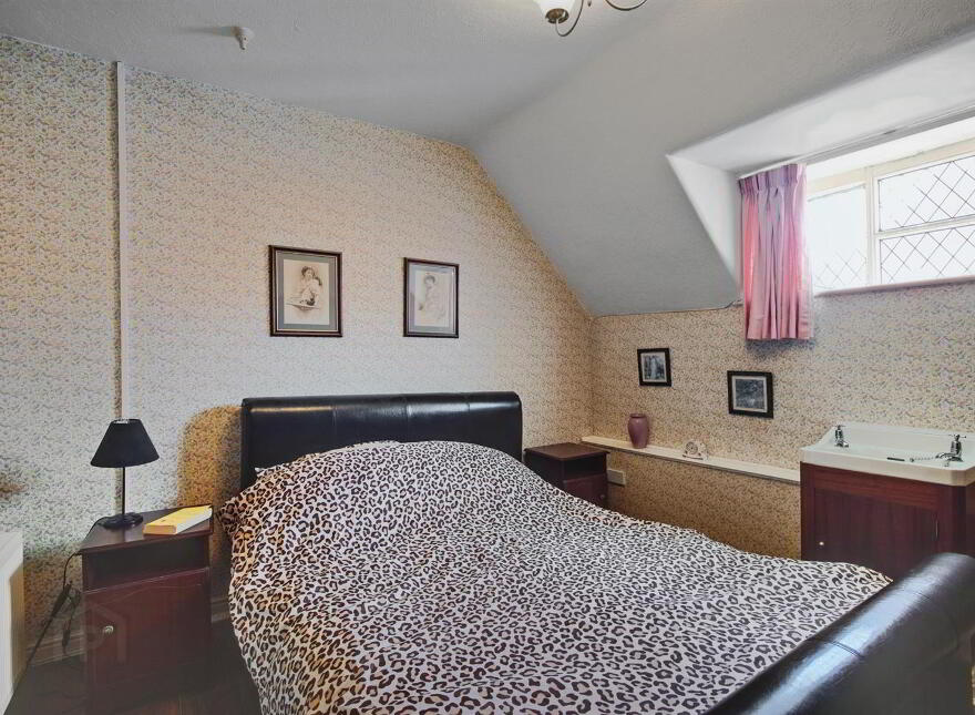 72 Main Street, Ballywalter, Newtownards, BT22 2PJ