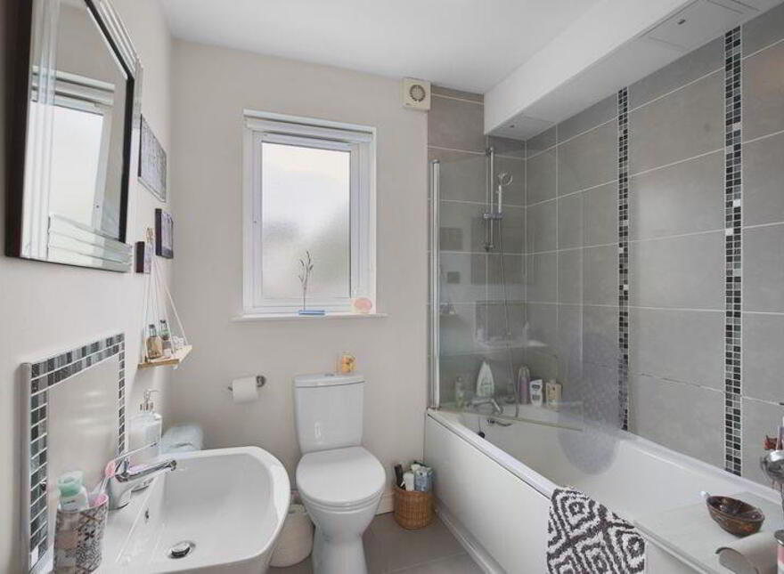 52 Linen Crescent, Bangor, BT19 7JH