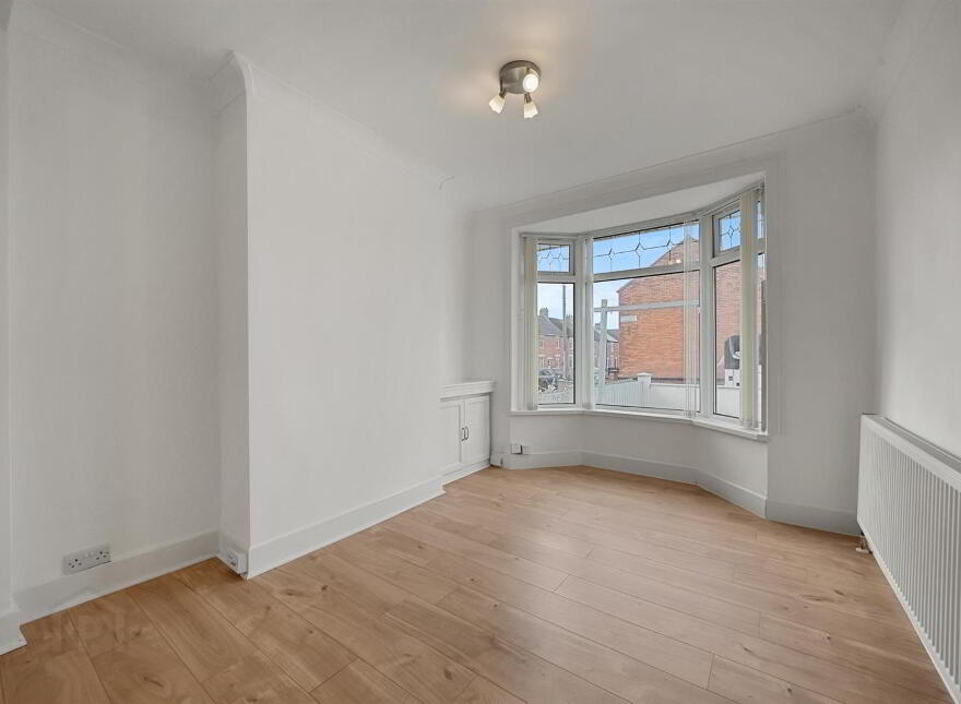 48 Bloomfield Gardens, Belfast, BT5 5JU