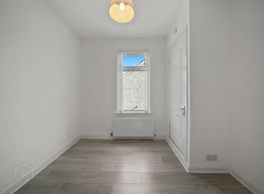 48 Bloomfield Gardens, Belfast, BT5 5JU