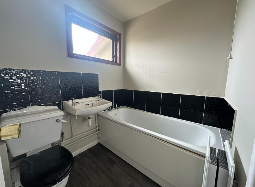 115 Dunvale, Ballymena, BT43 6NZ