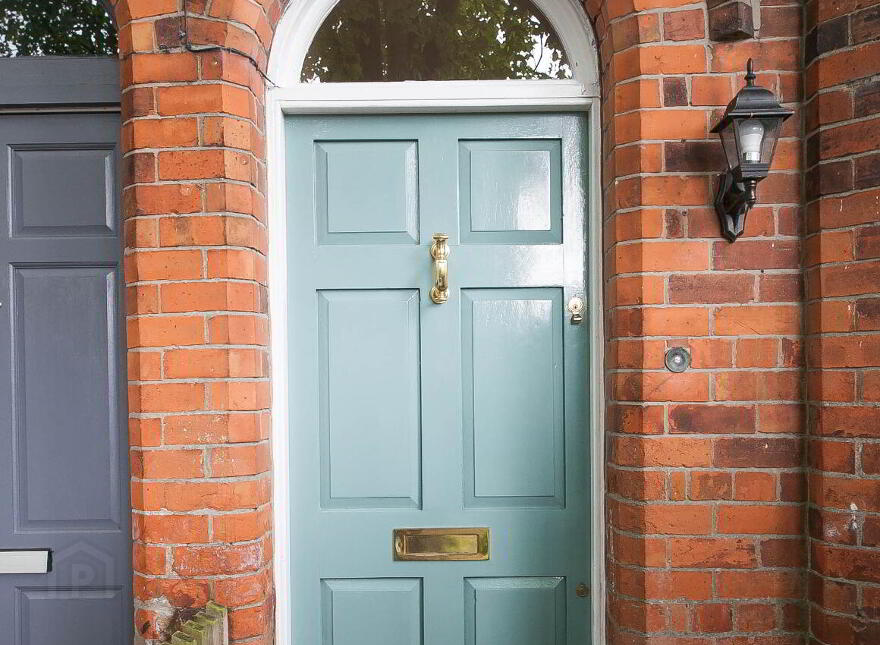 71 Deramore Avenue, Ormeau Road, Belfast, BT7 3ES