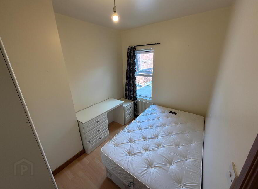 19 Donnybrook Street, Lisburn Road, Belfast, BT9 7DB