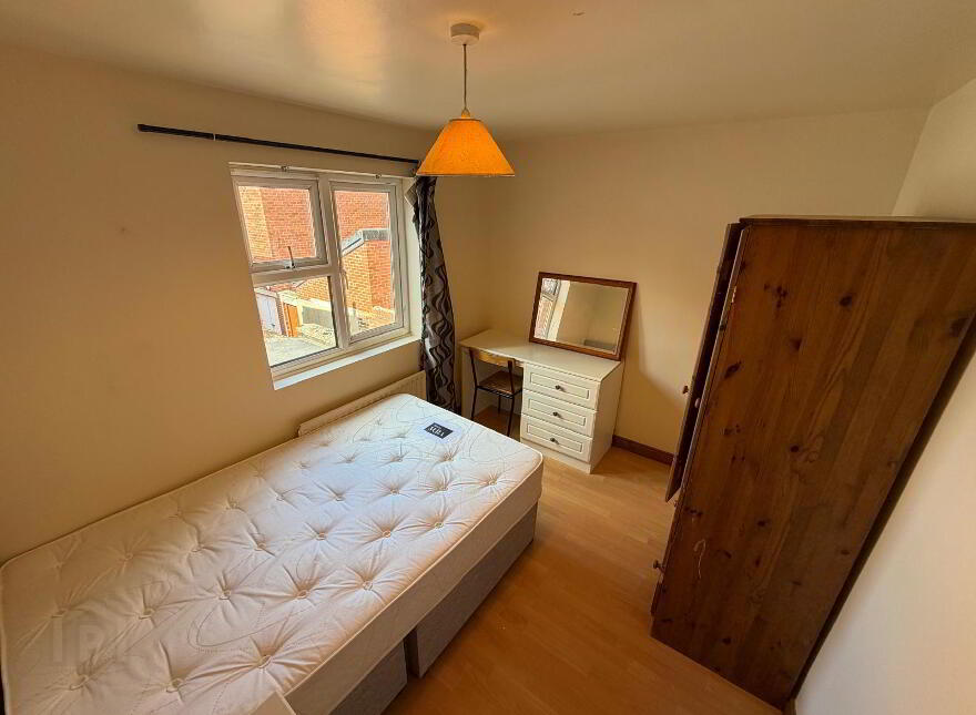 19 Donnybrook Street, Lisburn Road, Belfast, BT9 7DB