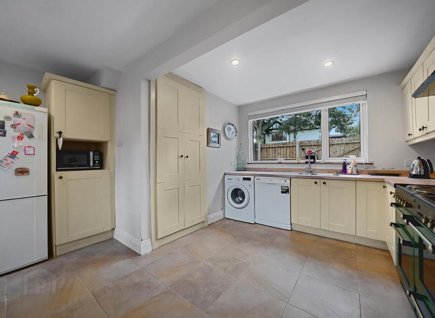 33 Bawnmore Road, Malone, Belfast, BT9 6LA