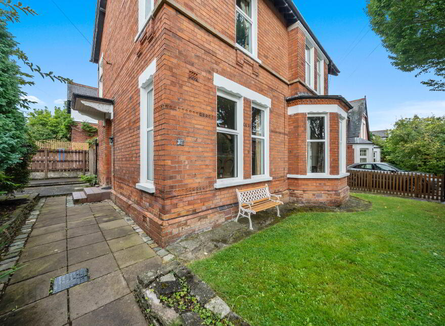 33 Bawnmore Road, Malone, Belfast, BT9 6LA