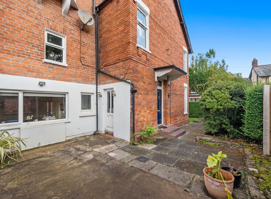 33 Bawnmore Road, Malone, Belfast, BT9 6LA