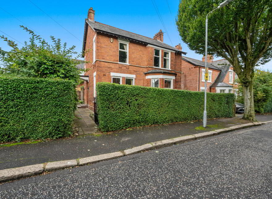 33 Bawnmore Road, Malone, Belfast, BT9 6LA