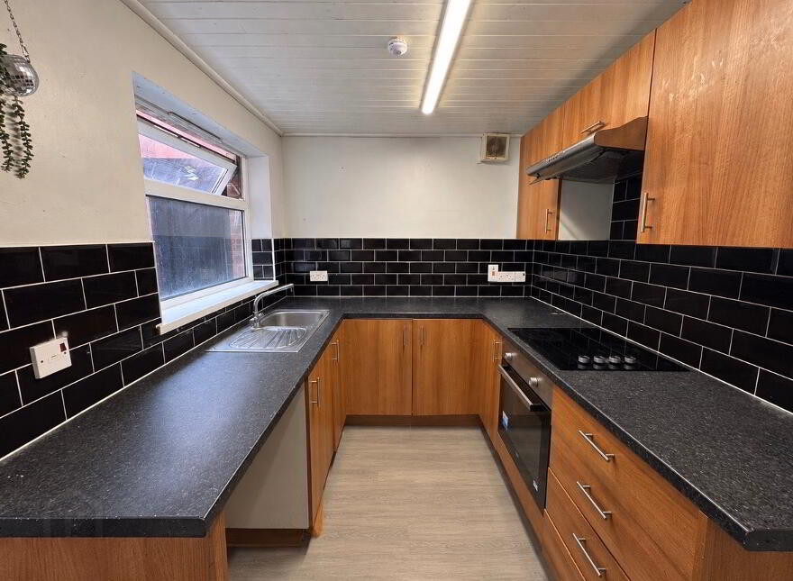 35 Parker Street, Belfast, BT5 4HN