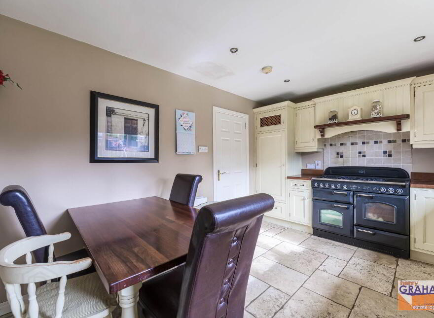29 Mount Royal, Lisburn, BT27 5BF