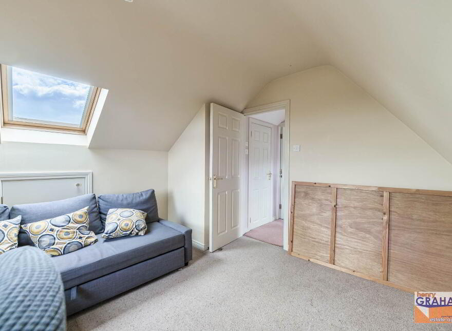 29 Mount Royal, Lisburn, BT27 5BF