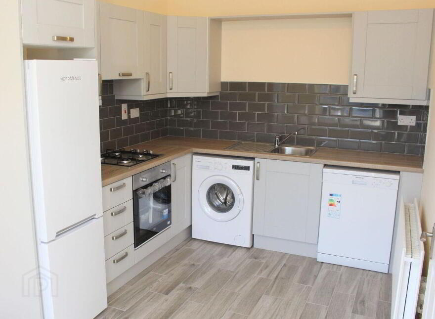 Woodford Heights, Clondalkin, D22H271