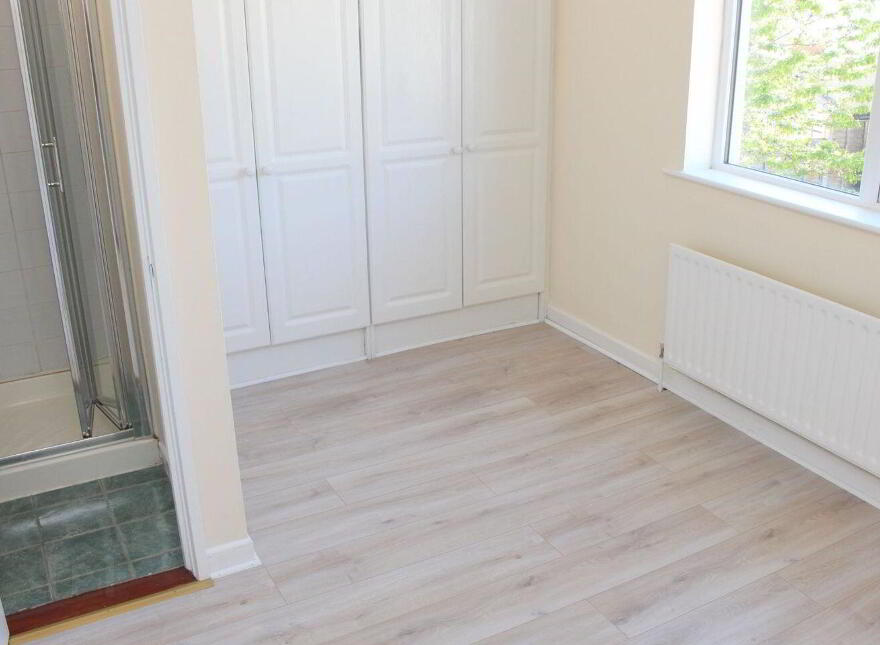 Woodford Heights, Clondalkin, D22H271
