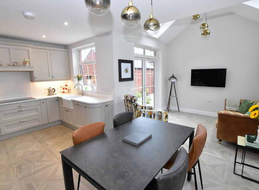 18 Governors Gate Demesne, Royal Hillsborough, BT26 6TU