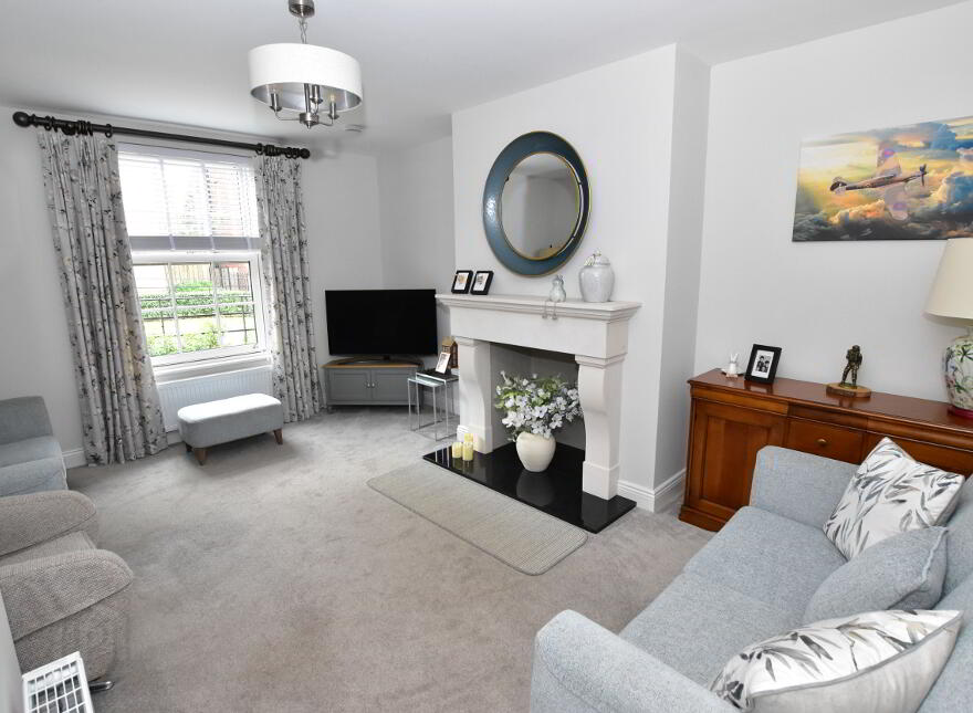 18 Governors Gate Demesne, Royal Hillsborough, BT26 6TU