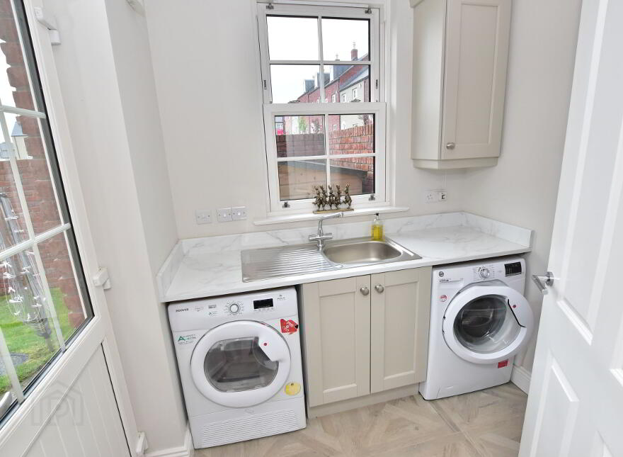 18 Governors Gate Demesne, Royal Hillsborough, BT26 6TU