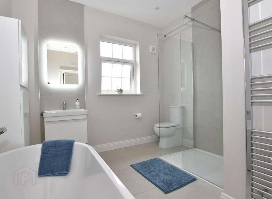 18 Governors Gate Demesne, Royal Hillsborough, BT26 6TU
