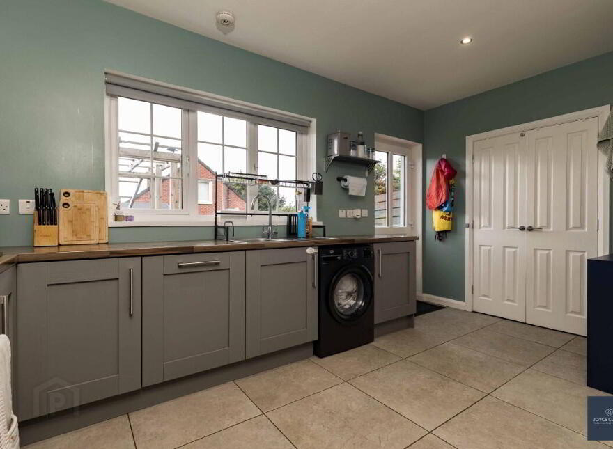 12 Burn Brae Crescent, Banbridge, BT32 4FF