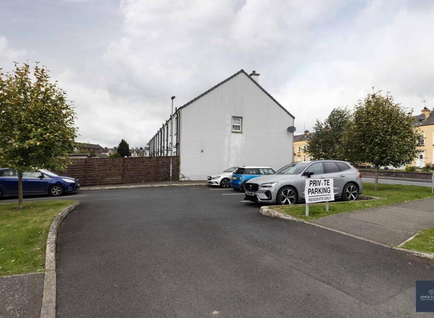 12 Burn Brae Crescent, Banbridge, BT32 4FF