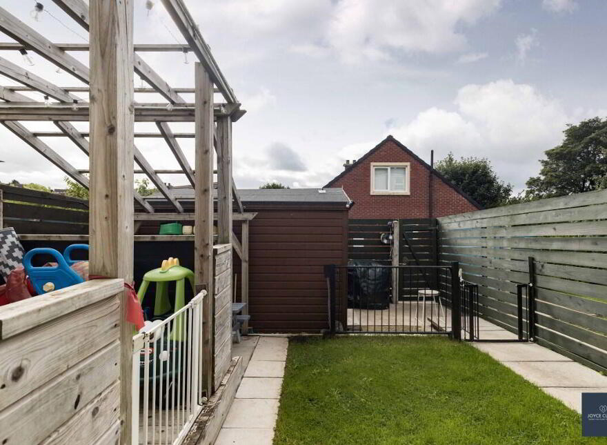 12 Burn Brae Crescent, Banbridge, BT32 4FF