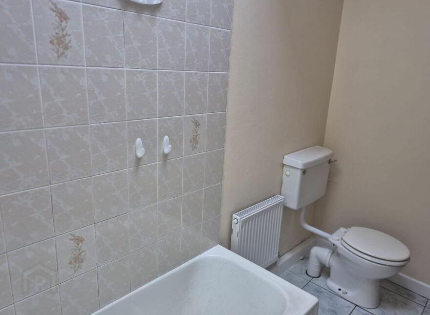 6 Grandview Place, Old Youghal Road, Dillons Cross, T23F9C5