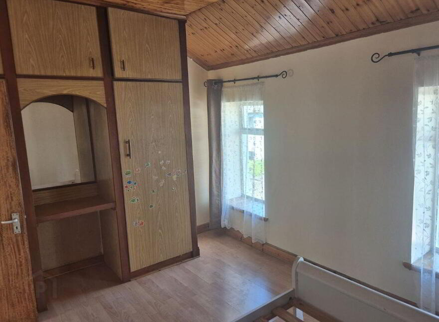 6 Grandview Place, Old Youghal Road, Dillons Cross, T23F9C5