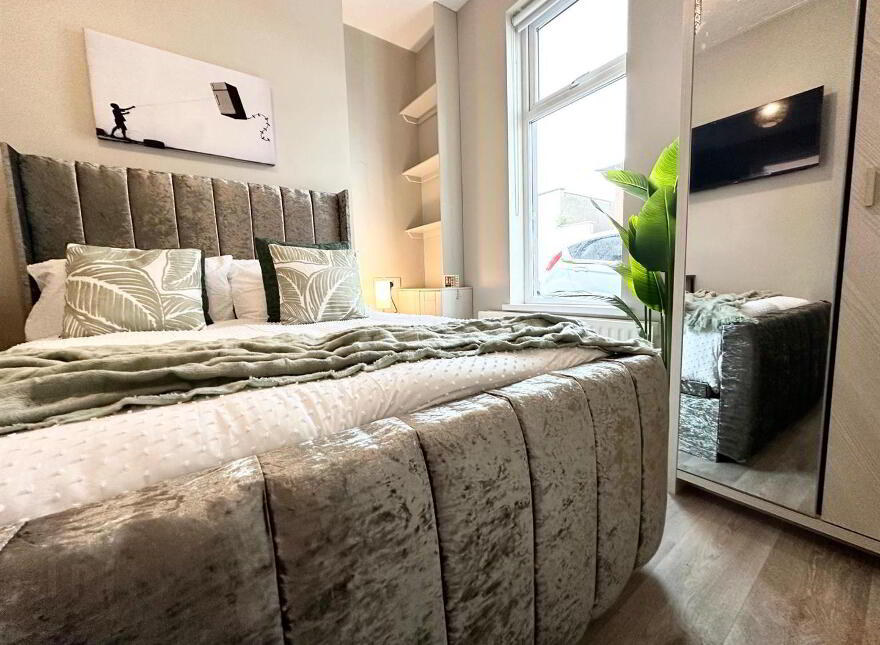 Room 3, 46 Portmore Street, Portadown, Craigavon, BT62 3NF