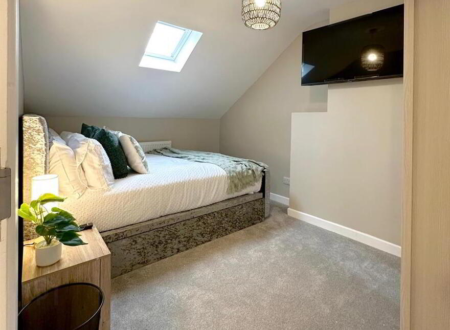 Room 3, 46 Portmore Street, Portadown, Craigavon, BT62 3NF