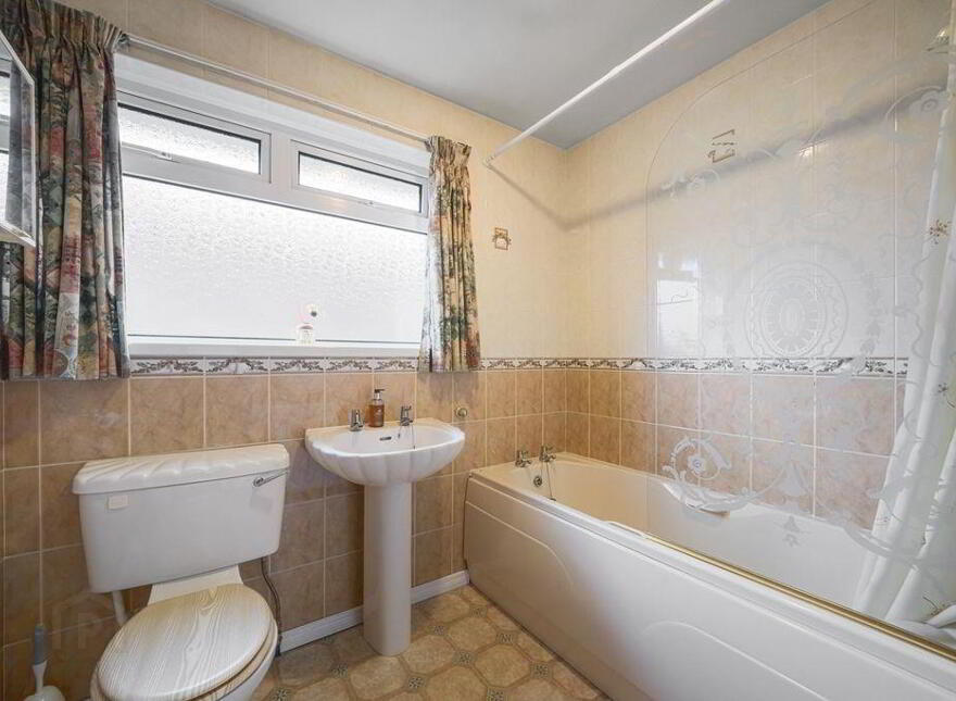 5 Onslow Gardens, Bangor, BT19 7HH