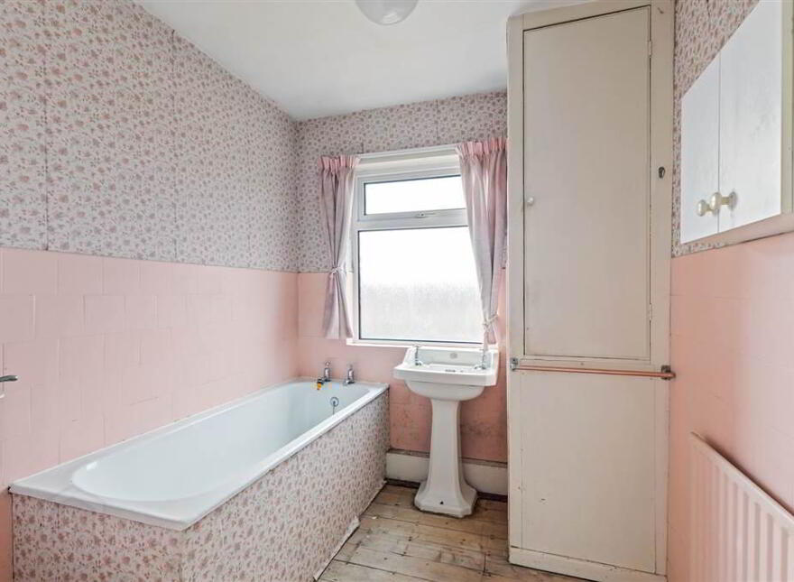 22 Knockbracken Park, Belfast, BT6 0HL