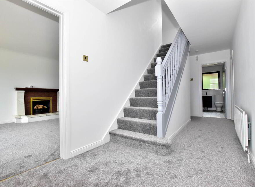 8 Cairndore Close, Newtownards, BT23 8RA