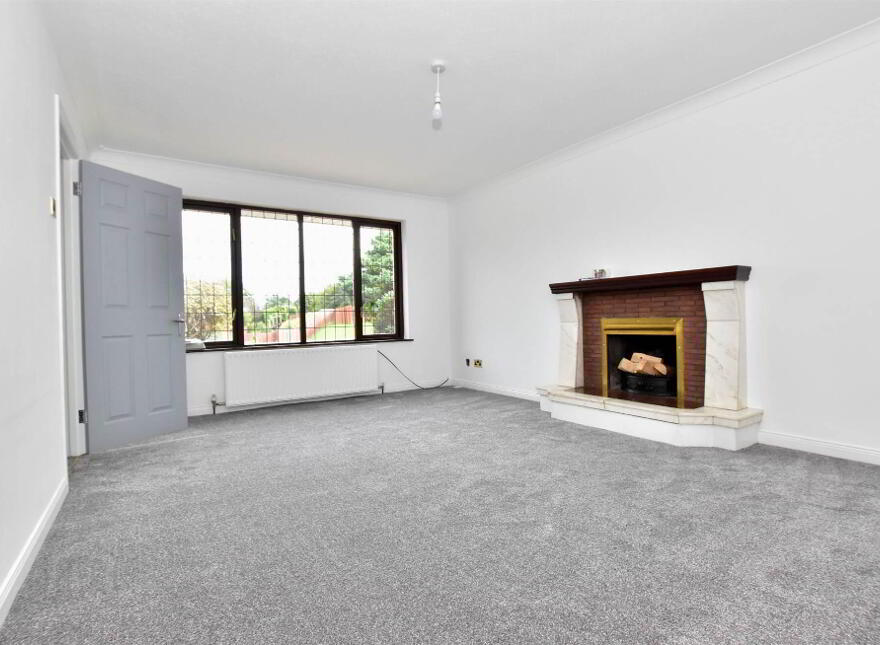 8 Cairndore Close, Newtownards, BT23 8RA