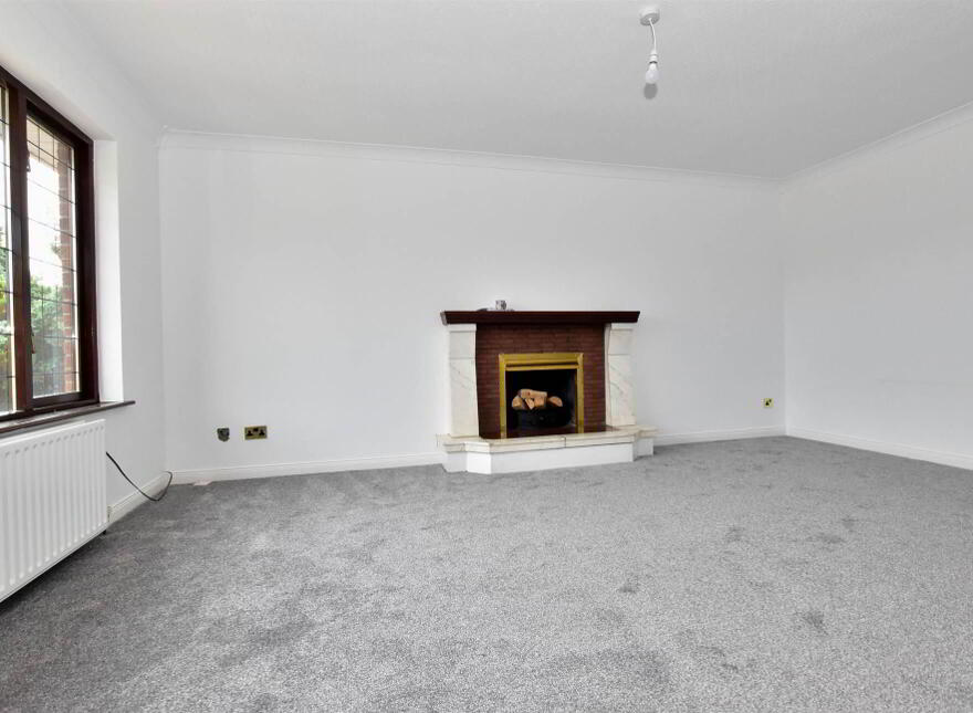 8 Cairndore Close, Newtownards, BT23 8RA
