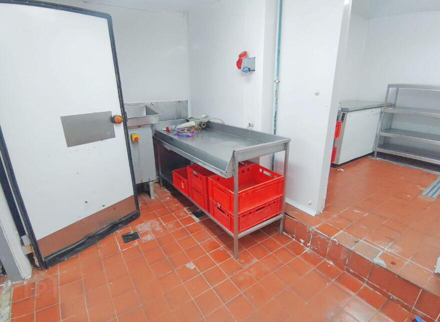 Craughan's Butchers, 33 Hogan Avenue, Kileely, V94W0F8