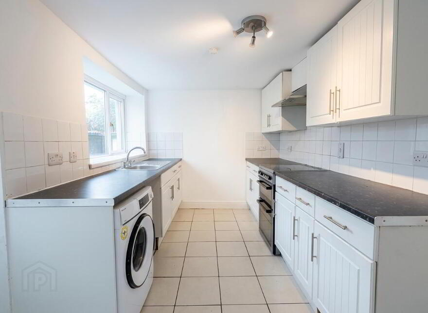 23 Ann Street, Newtownards, BT23 7AD