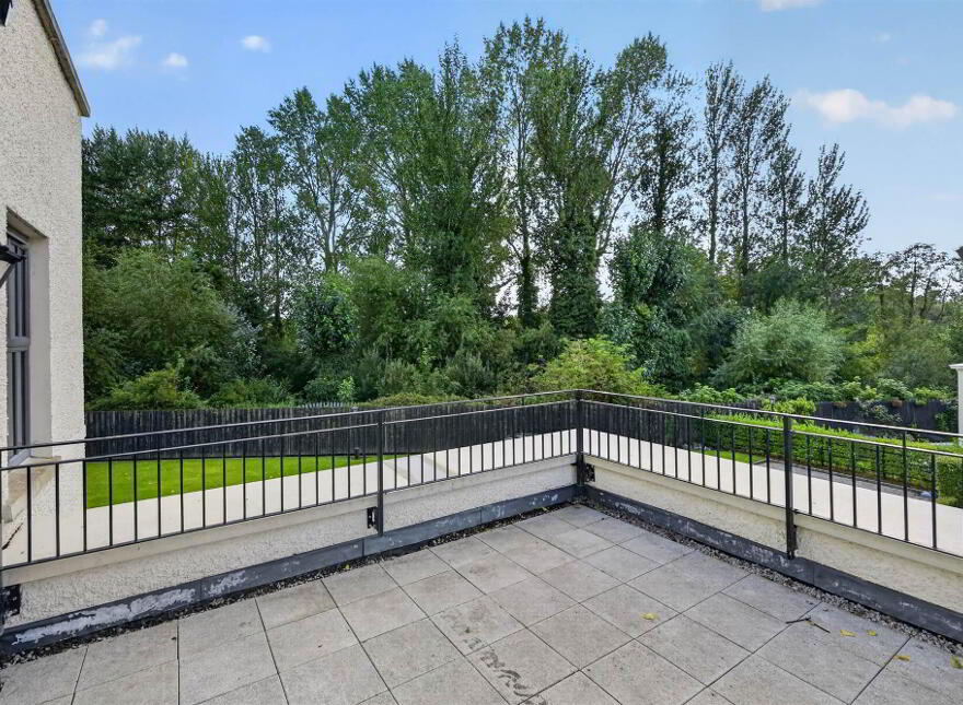 13D Harberton Square, Belfast, BT9 6WN