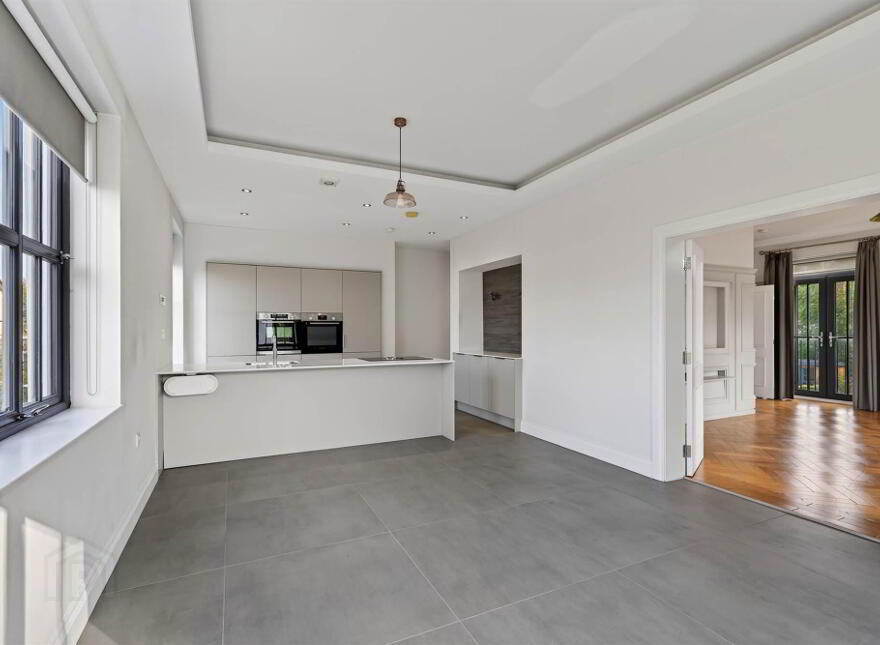13D Harberton Square, Belfast, BT9 6WN