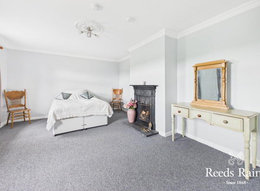 112 Crawfordsburn Road, Newtownards, BT23 4UJ