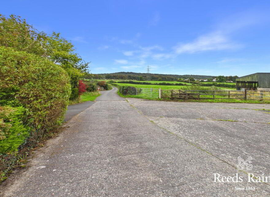 112 Crawfordsburn Road, Newtownards, BT23 4UJ