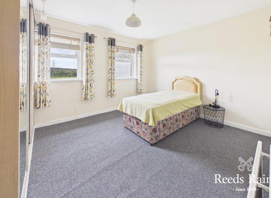112 Crawfordsburn Road, Newtownards, BT23 4UJ
