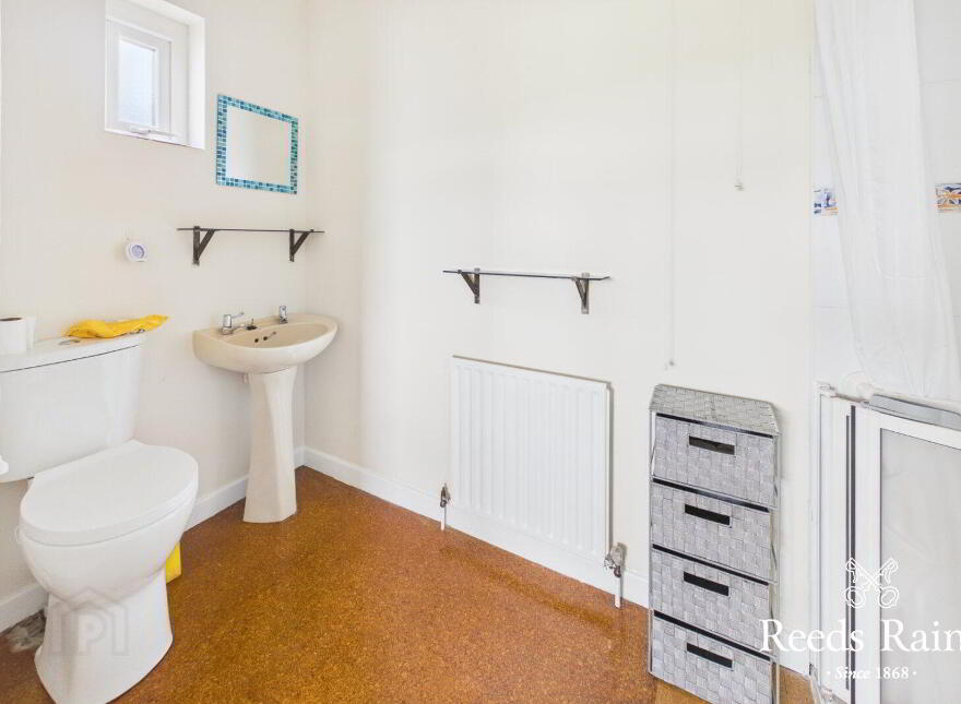 112 Crawfordsburn Road, Newtownards, BT23 4UJ