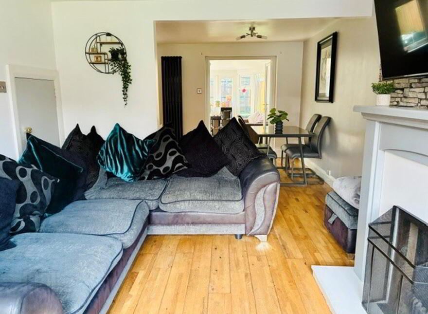 29 Manor Park, Bangor, BT20 3LY