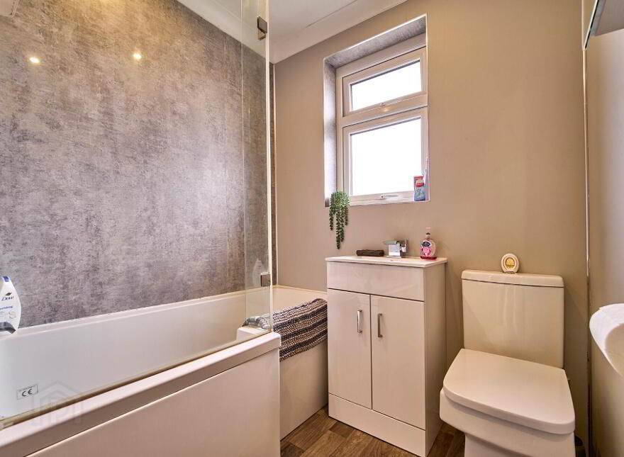 29 Manor Park, Bangor, BT20 3LY